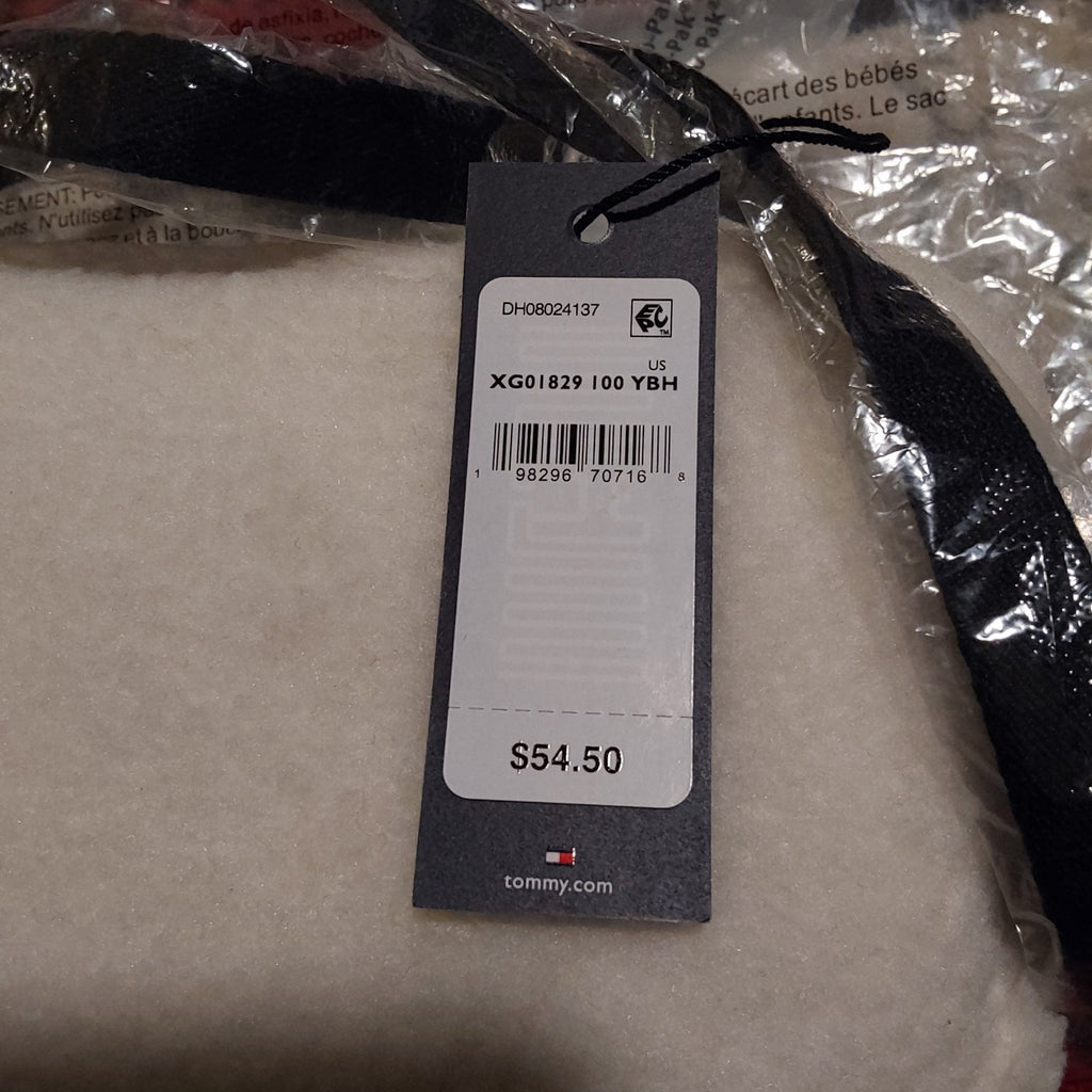 Tommy Hilfiger White Fleece Crossbody NWT 🔥🔥🔥