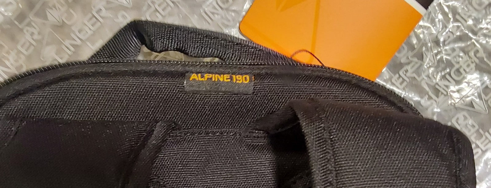Slinger Alpine 190 Camera Backpack Black NWT 🔥🔥🔥