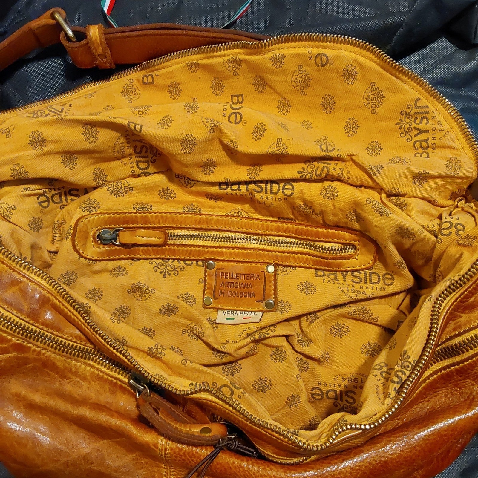 BAYSIDE84 PELLETTERIA Italy Brown Leather Sling Bag NWT 🔥🔥🔥