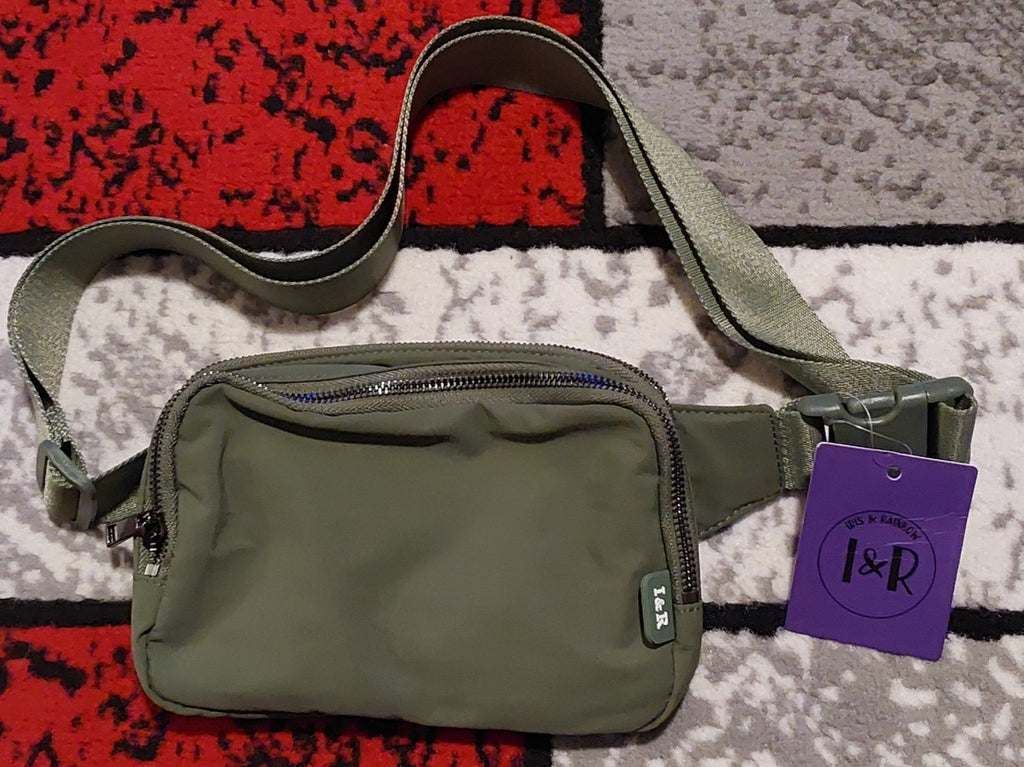 Iris & Rainbow Crossbody Bag With Keychain Olive NWT 🔥🔥🔥