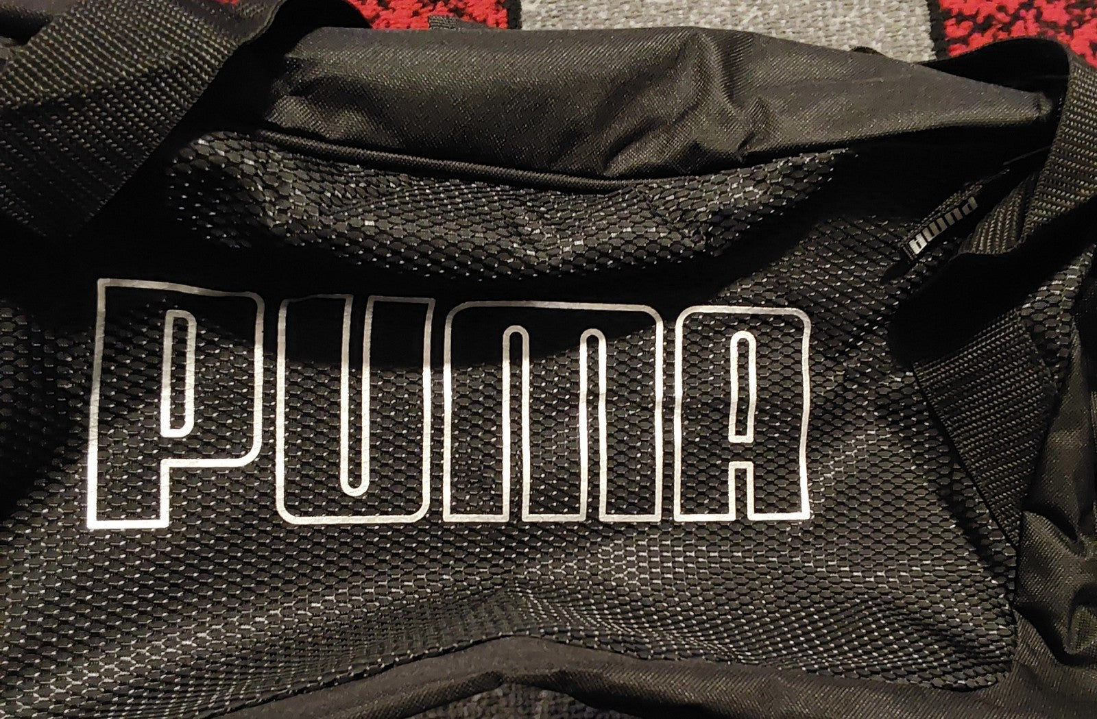 Puma Sports Duffle Bag Black And Silver NWT 🔥🔥🔥