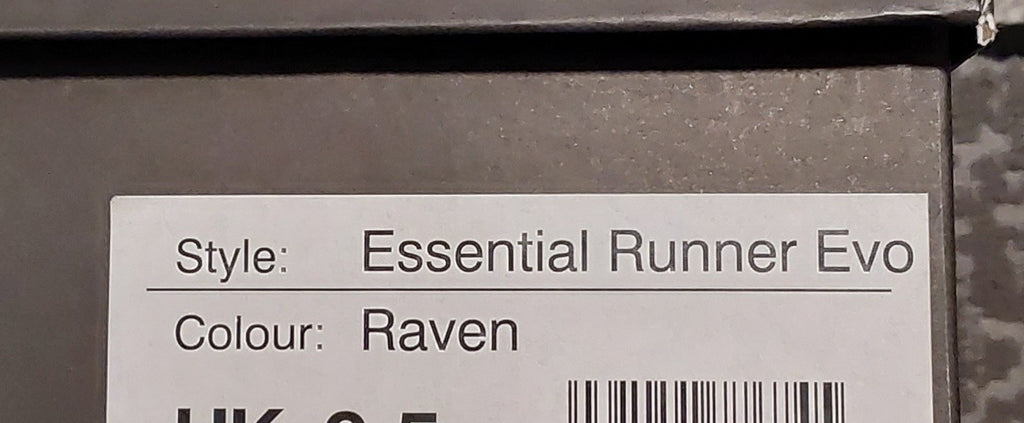 Cleens Essential Runner Evo Black Raven Size 10.5 NIB🔥🔥🔥