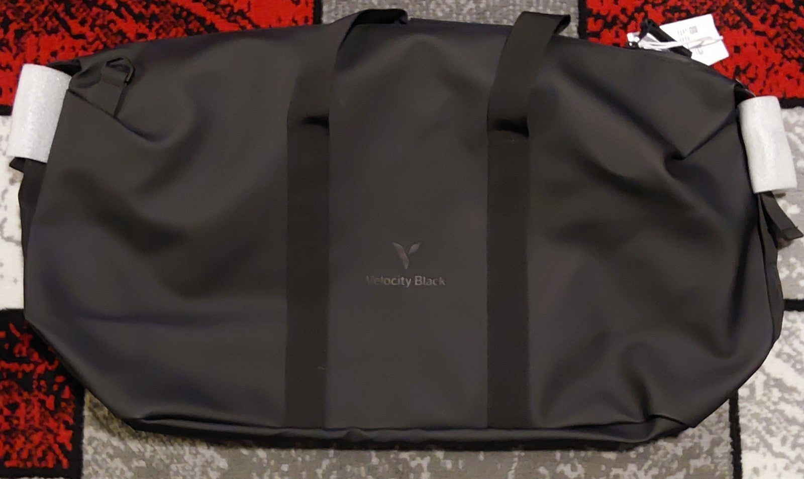 RAINS Hilo Weekend Bag W3 Velocity Black Waterproof Duffel NWT 🔥🔥🔥