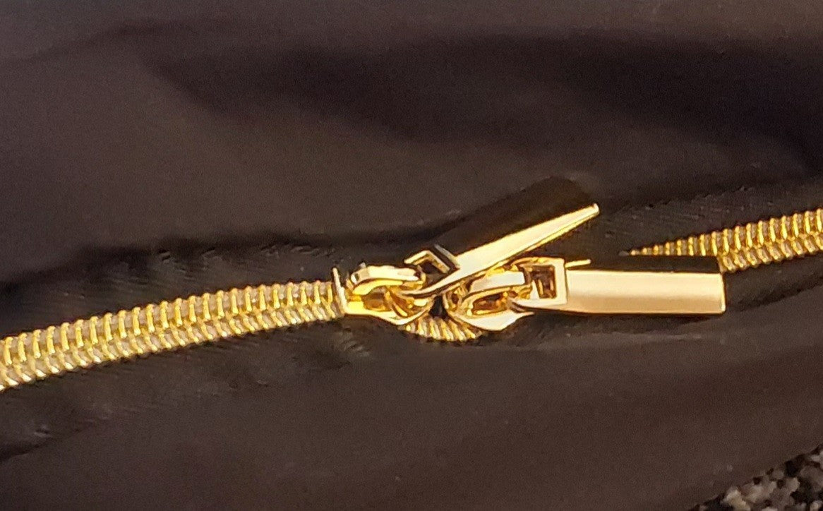 NISHEL Travel Toiletry Bag  Hanging Organizer - 10" x 8" x 4"  Black NWT 🔥🎁🔥