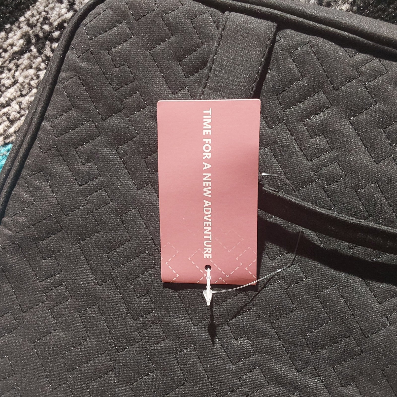 NISHEL Travel Toiletry Bag  Hanging Organizer - 10" x 8" x 4"  Black NWT 🔥🎁🔥