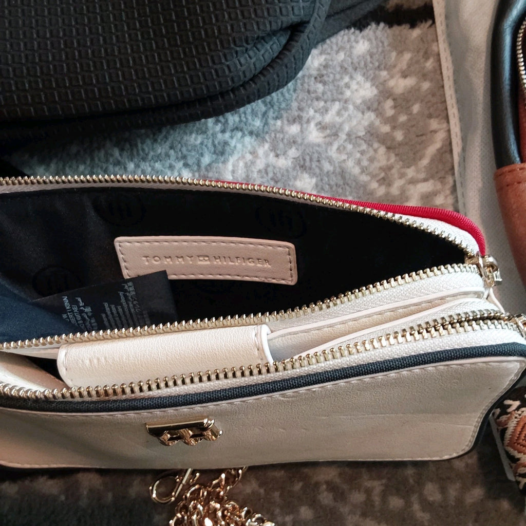 Kipling, Damson Madder, Dezi, Hurley, Hilfiger & More Mixed Bag Lot of 17 🔥🔥🔥