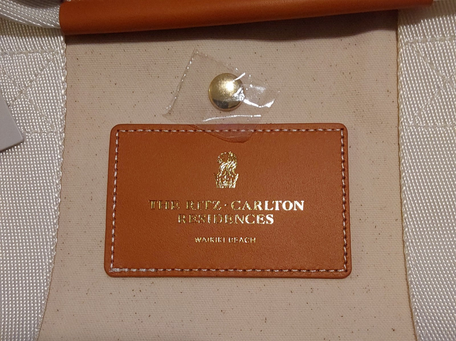 Boulevard Lara Large Shoe Tote With Company Logo Ivory NWT 🔥🔥🔥