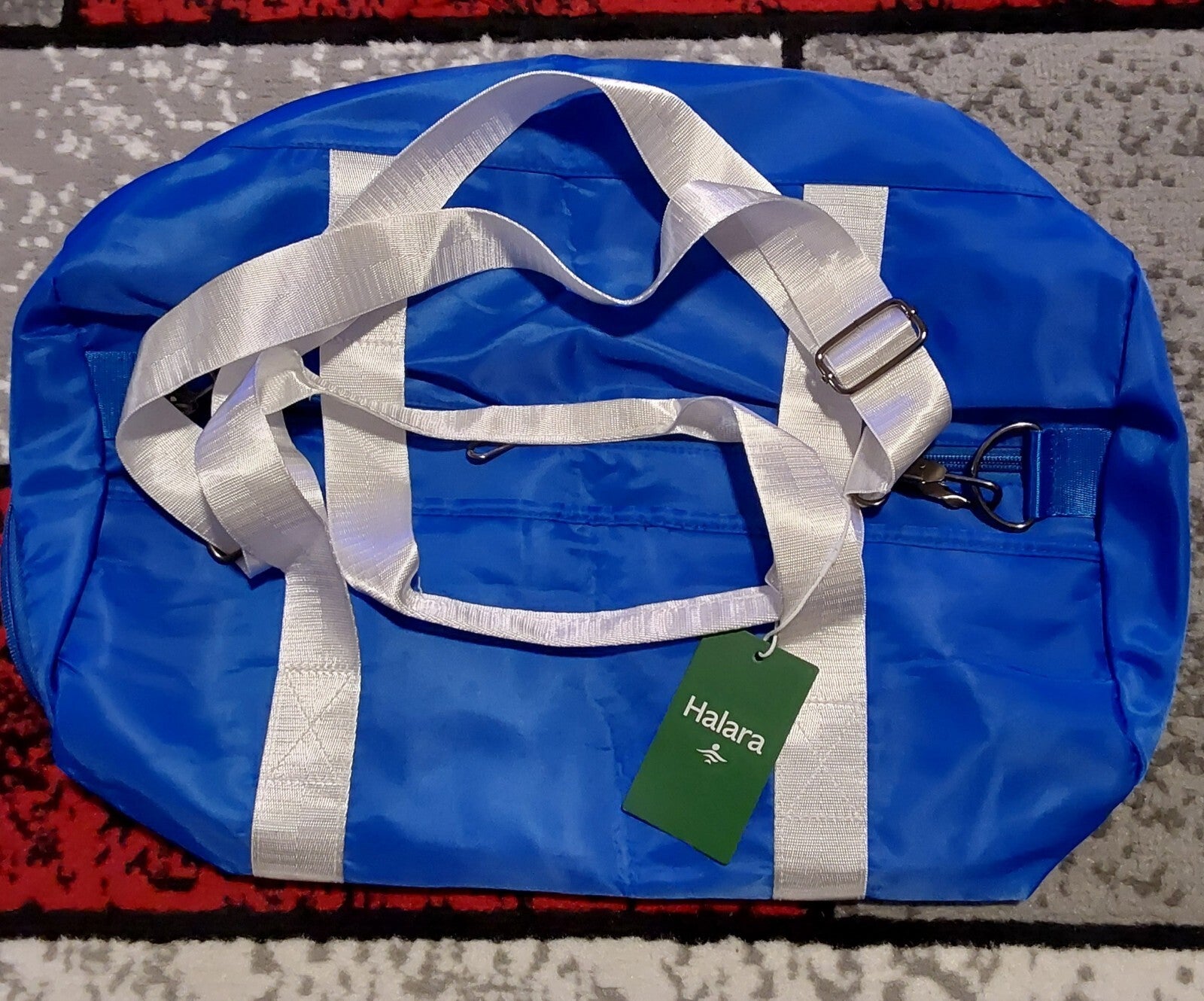 Halara Vibrant  Blue Gym Duffle Bag One Size NWT 🔥🔥🔥