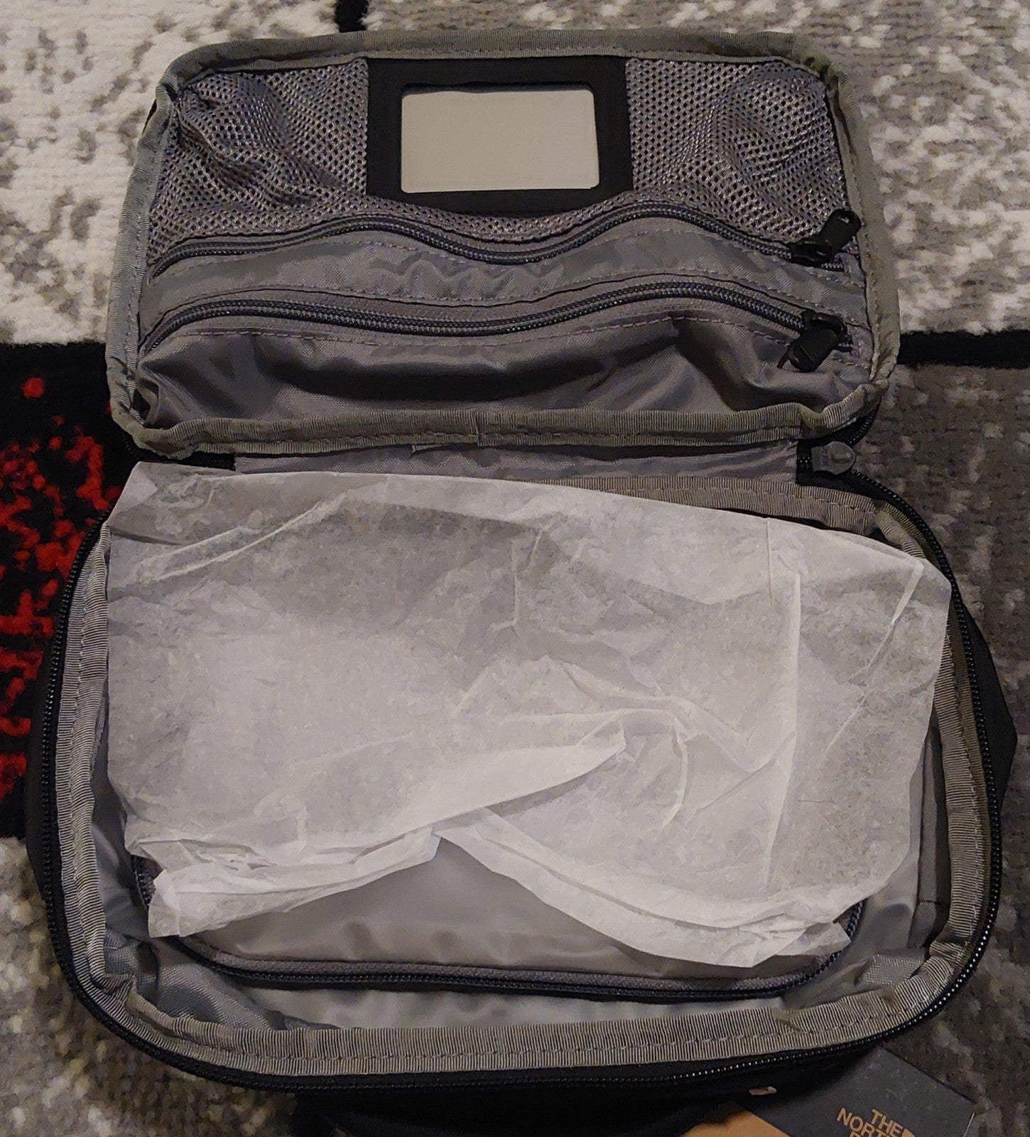 THE NORTH FACE BASE CAMP VOYAGER TOILETRY KIT WASH BAG BLACK NWT 🔥🔥🔥