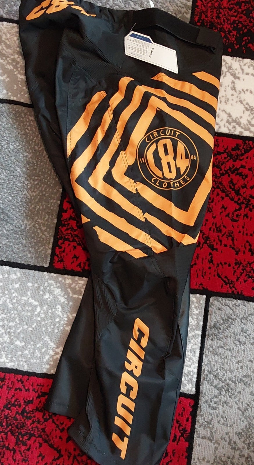 Circuit Equipment Reflex Gear Set Pants Black Orange Size 40 NWT🔥🔥🔥