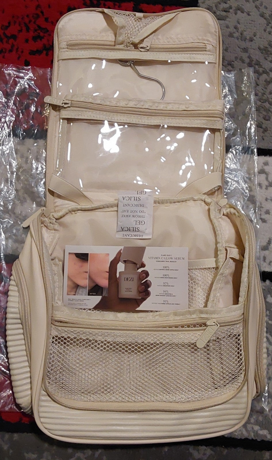 Dezi Pack It All Multi Purpose Travel Hanging Tote Ivory NWT 🔥🔥🔥