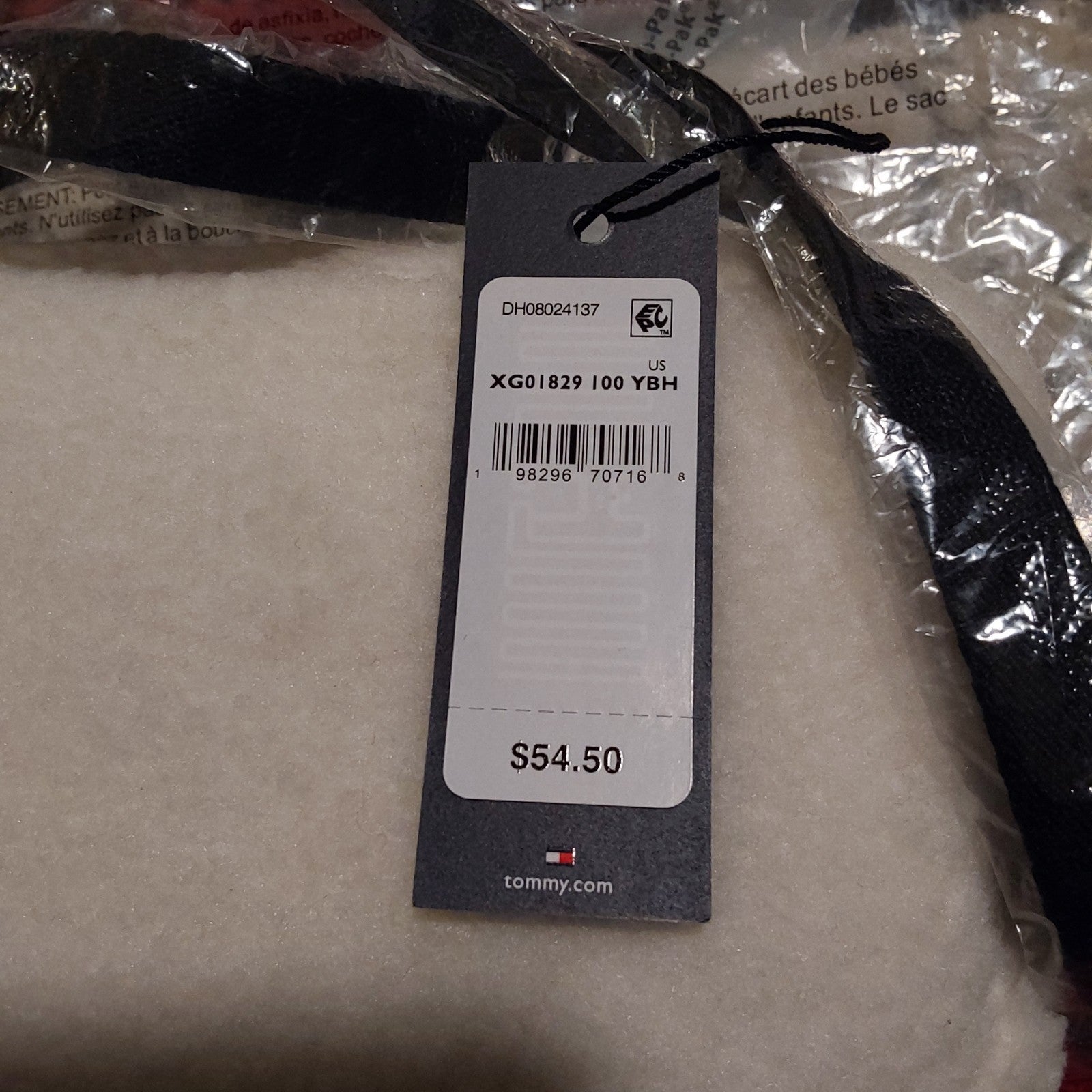 Tommy Hilfiger White Fleece Crossbody NWT 🔥🔥🔥